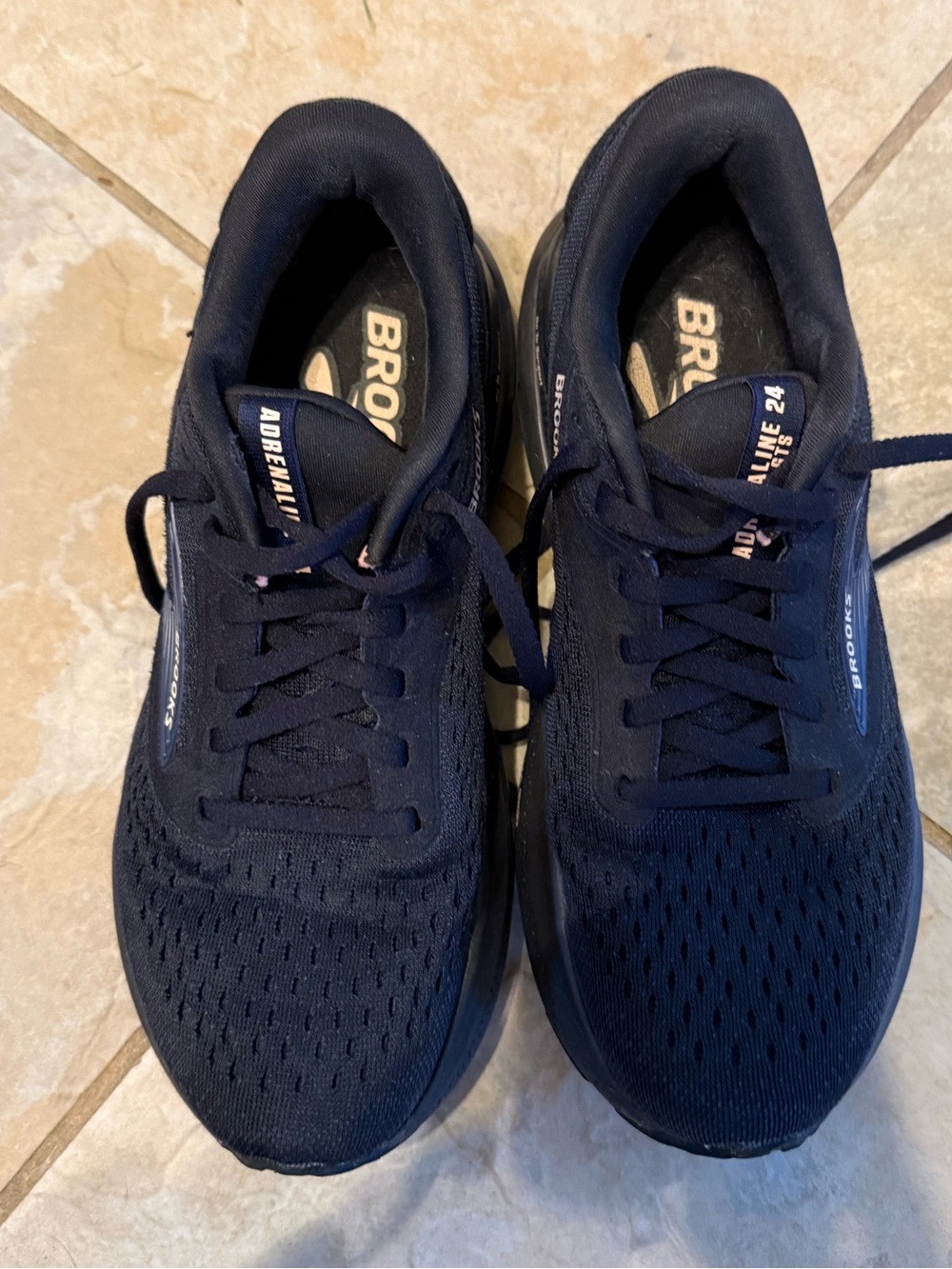 Brooks adrenaline gts 24